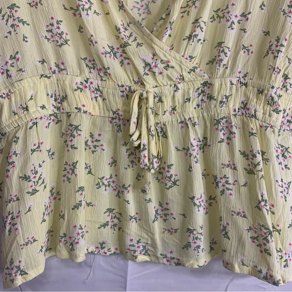 NWoT Derek Heart Yellow Floral Empire Waist Wrap Blouse, size XL - Picture 6 of 9